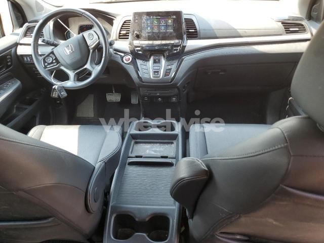 Photo 5 of 2022 HONDA ODYSSEY TOURING (VIN 5FNRL6H83NB066594)