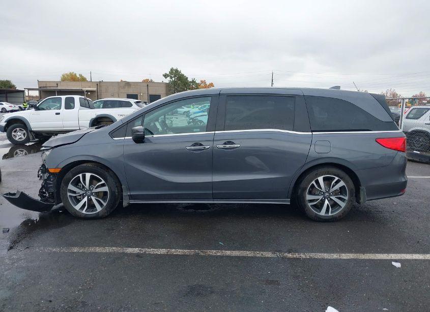 Photo 14 of 2023 Honda Odyssey TOURING (VIN 5FNRL6H83PB053587)