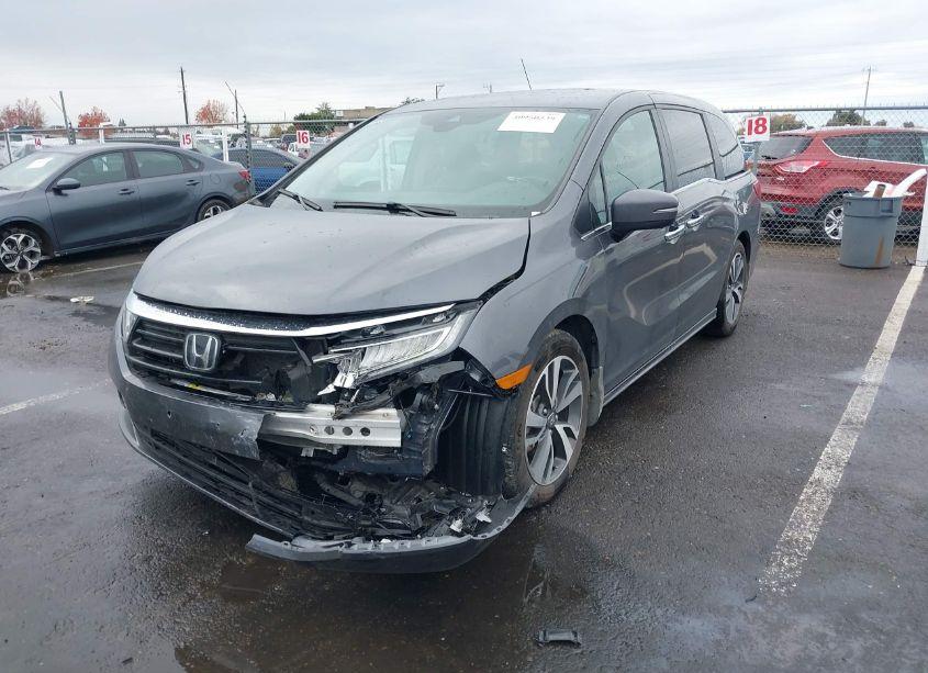 Photo 6 of 2023 Honda Odyssey TOURING (VIN 5FNRL6H83PB053587)