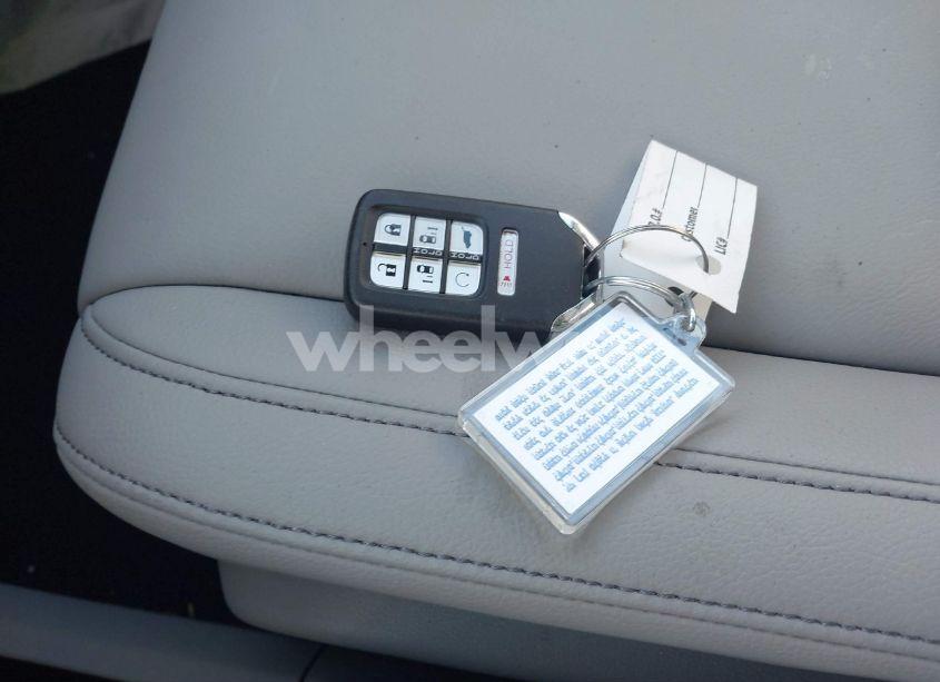 Photo 11 of 2024 Honda Odyssey TOURING (VIN 5FNRL6H83RB018714)
