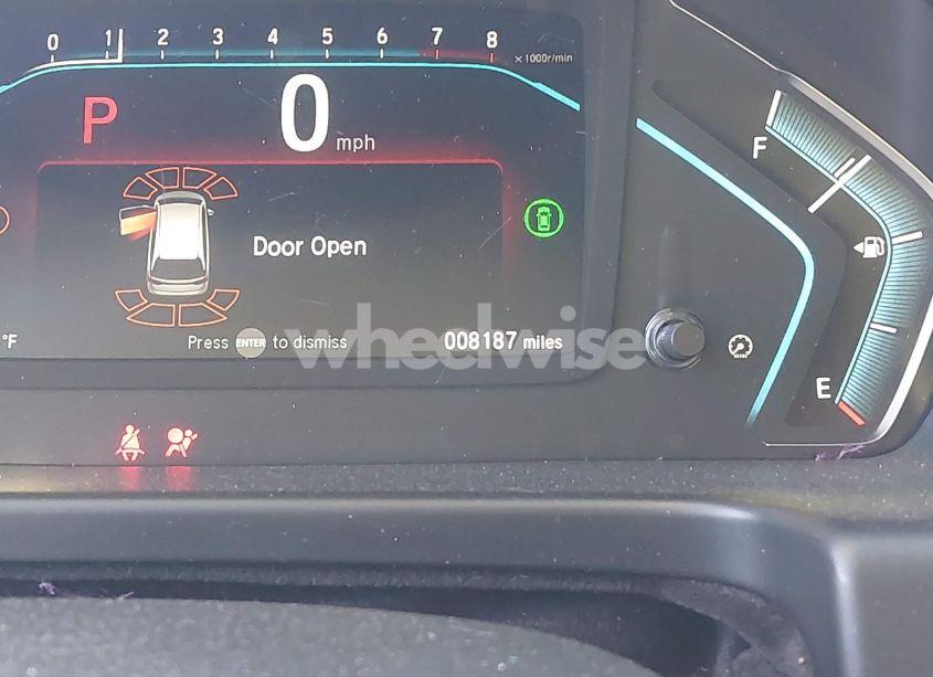 Photo 7 of 2024 Honda Odyssey TOURING (VIN 5FNRL6H83RB018714)