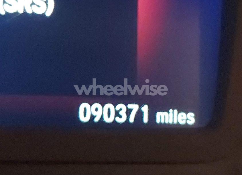 Photo 7 of 2018 Honda Odyssey TOURING (VIN 5FNRL6H84JB041309)