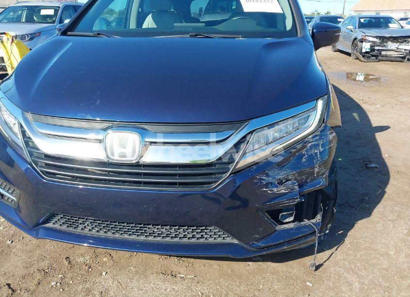 Photo 17 of 2019 Honda Odyssey TOURING (VIN 5FNRL6H84KB069984)
