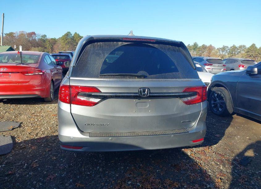 Photo 16 of 2024 Honda Odyssey TOURING (VIN 5FNRL6H85RB018746)
