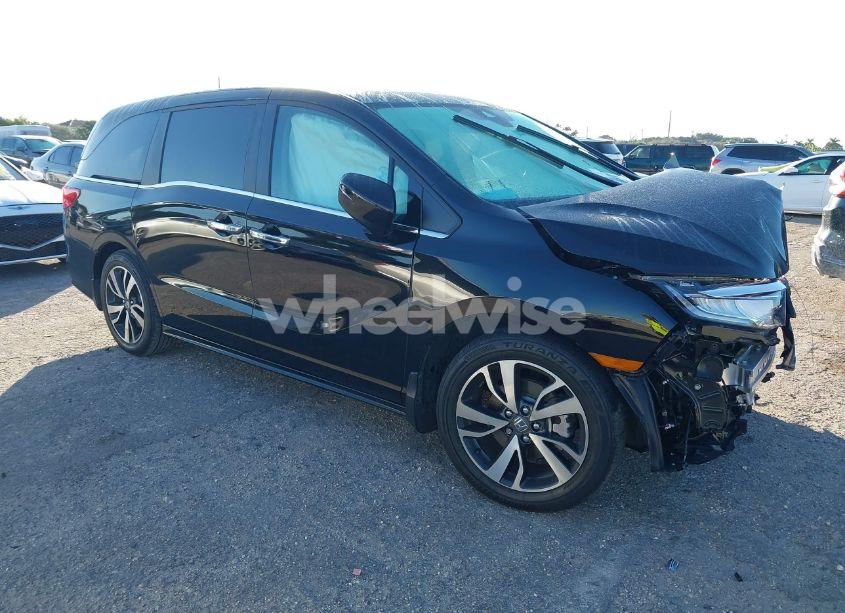 2024 Honda Odyssey TOURING (VIN 5FNRL6H85RB060091) main photo