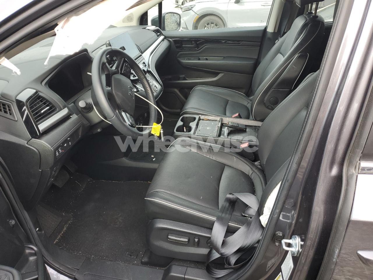 Photo 7 of 2025 HONDA ODYSSEY TOURING (VIN 5FNRL6H85SB014394)