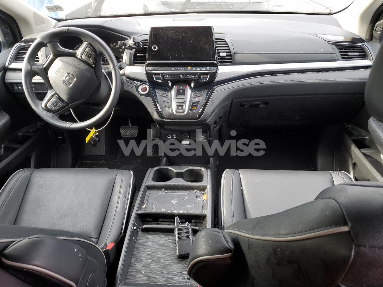 Photo 8 of 2025 HONDA ODYSSEY TOURING (VIN 5FNRL6H85SB014394)