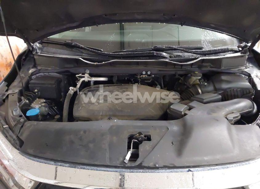 Photo 10 of 2021 Honda Odyssey TOURING (VIN 5FNRL6H86MB026038)