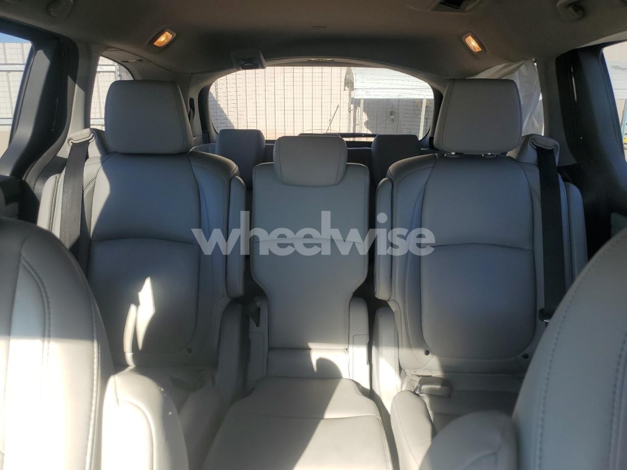 Photo 10 of 2021 HONDA ODYSSEY TOURING (VIN 5FNRL6H86MB028534)