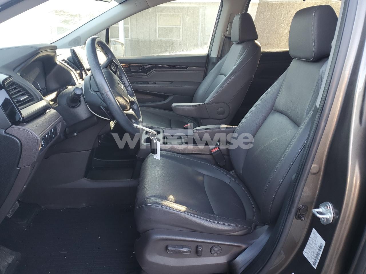 Photo 7 of 2023 HONDA ODYSSEY TOURING (VIN 5FNRL6H86PB007431)