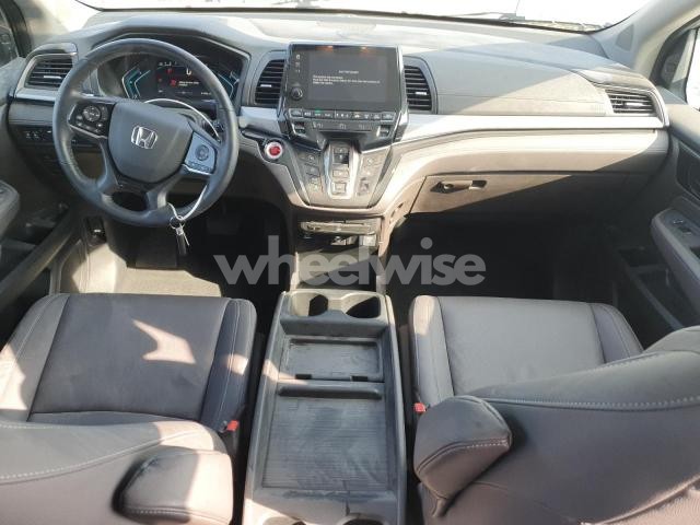 2024 HONDA ODYSSEY TOURING (VIN 5FNRL6H86RB014883) main photo