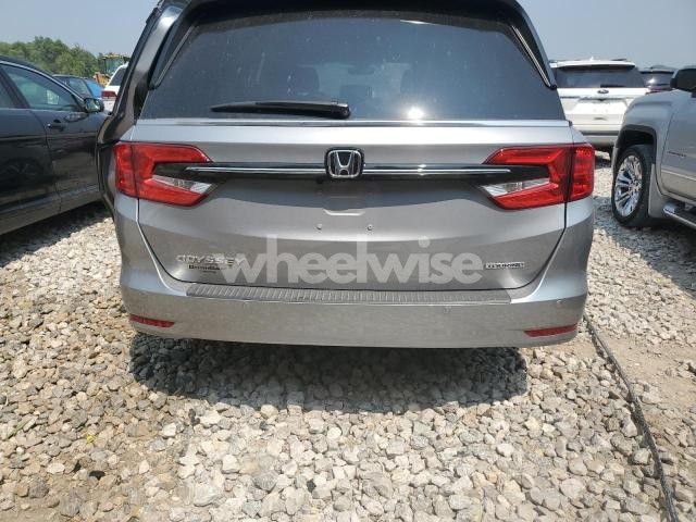 Photo 11 of 2024 HONDA ODYSSEY TOURING (VIN 5FNRL6H86RB014883)
