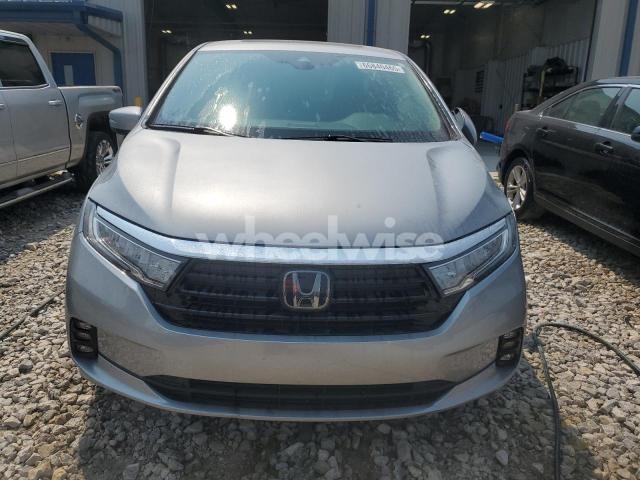 Photo 7 of 2024 HONDA ODYSSEY TOURING (VIN 5FNRL6H86RB014883)