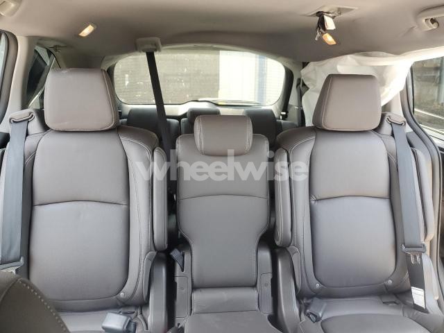 Photo 8 of 2024 HONDA ODYSSEY TOURING (VIN 5FNRL6H86RB014883)