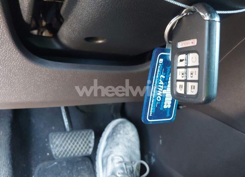 Photo 11 of 2020 Honda Odyssey TOURING (VIN 5FNRL6H87LB002202)