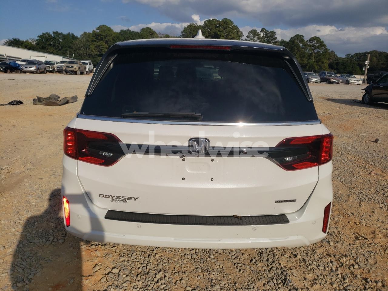 Photo 6 of 2025 HONDA ODYSSEY TOURING (VIN 5FNRL6H87SB050927)