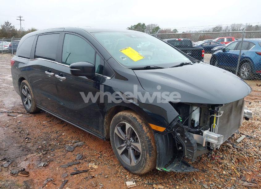 2018 Honda Odyssey TOURING (VIN 5FNRL6H88JB034377) main photo