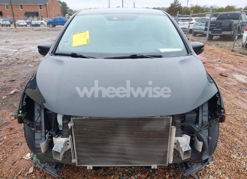 Photo 13 of 2018 Honda Odyssey TOURING (VIN 5FNRL6H88JB034377)