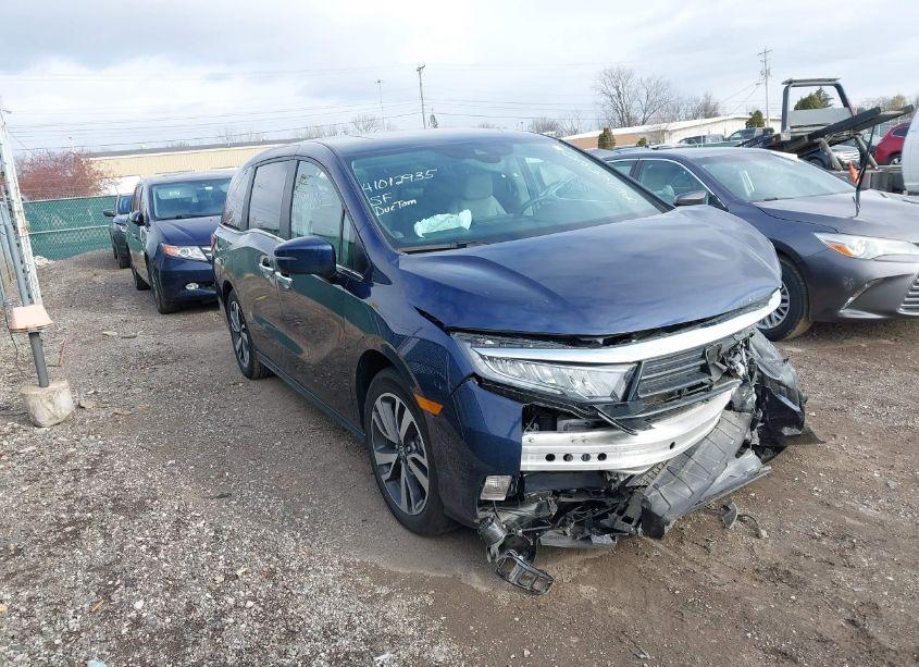 2024 Honda Odyssey TOURING (VIN 5FNRL6H88RB026758) main photo