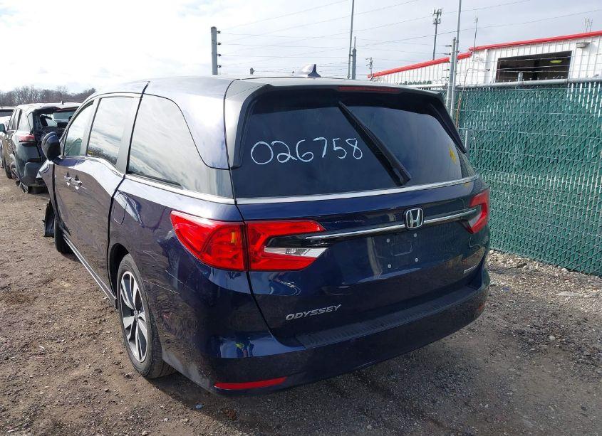 Photo 15 of 2024 Honda Odyssey TOURING (VIN 5FNRL6H88RB026758)