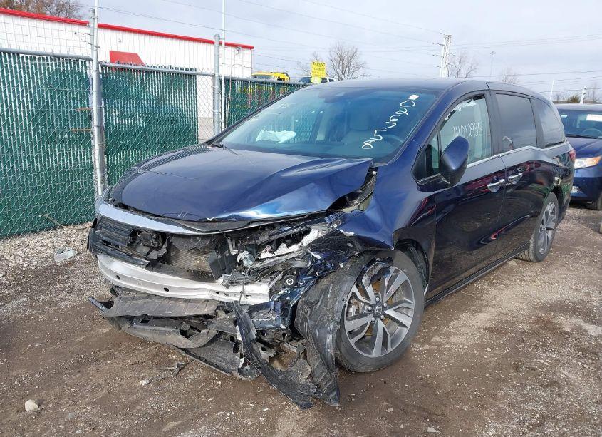 Photo 6 of 2024 Honda Odyssey TOURING (VIN 5FNRL6H88RB026758)