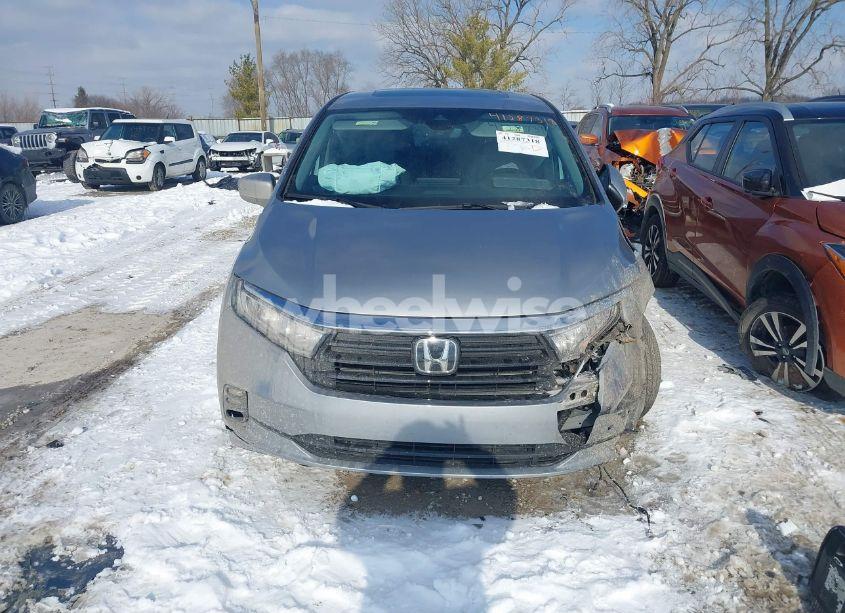 Photo 12 of 2024 Honda Odyssey TOURING (VIN 5FNRL6H88RB026792)