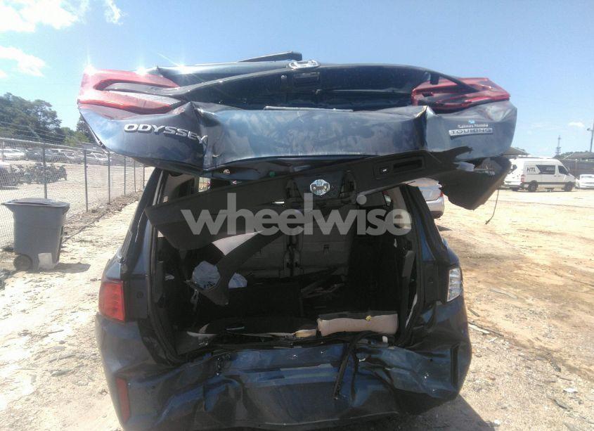 Photo 16 of 2025 Honda Odyssey TOURING (VIN 5FNRL6H88SB046708)