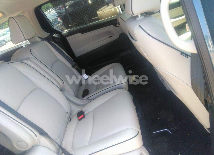 Photo 8 of 2025 Honda Odyssey TOURING (VIN 5FNRL6H88SB046708)