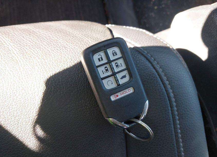 Photo 11 of 2023 Honda Odyssey TOURING (VIN 5FNRL6H89PB045588)