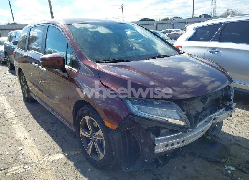 2018 Honda Odyssey TOURING (VIN 5FNRL6H8XJB000652) main photo