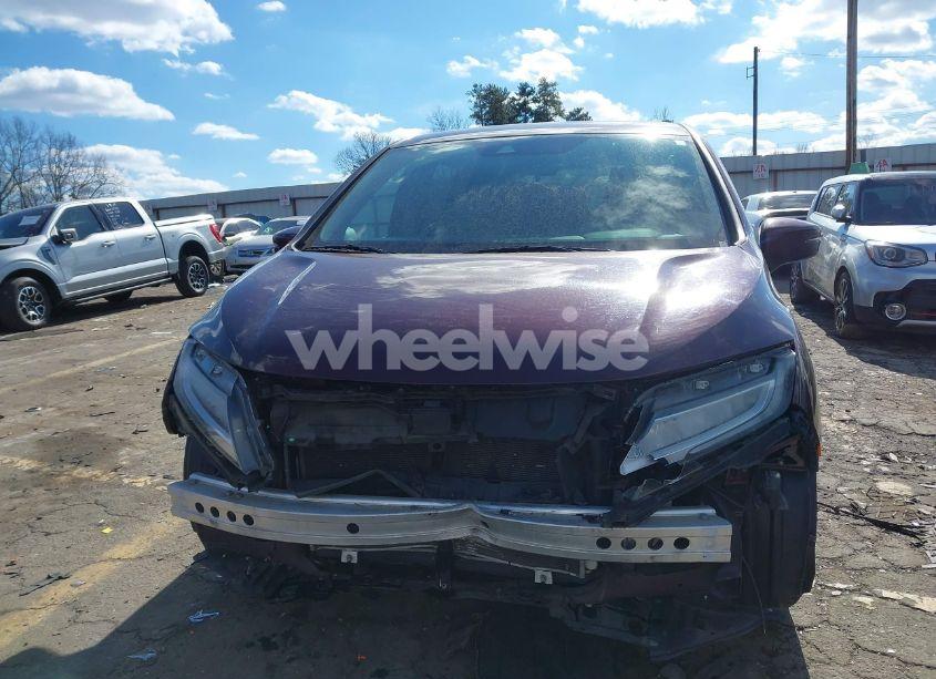 Photo 13 of 2018 Honda Odyssey TOURING (VIN 5FNRL6H8XJB000652)