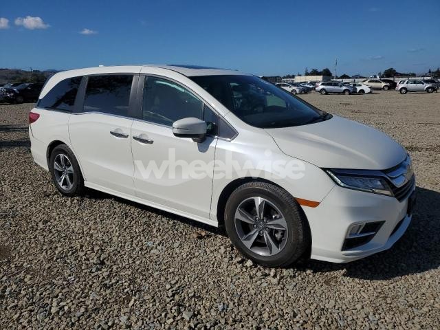 Photo 12 of 2018 HONDA ODYSSEY TOURING (VIN 5FNRL6H8XJB051844)