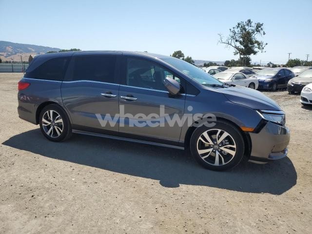 Photo 2 of 2024 HONDA ODYSSEY TOURING (VIN 5FNRL6H8XRB021352)