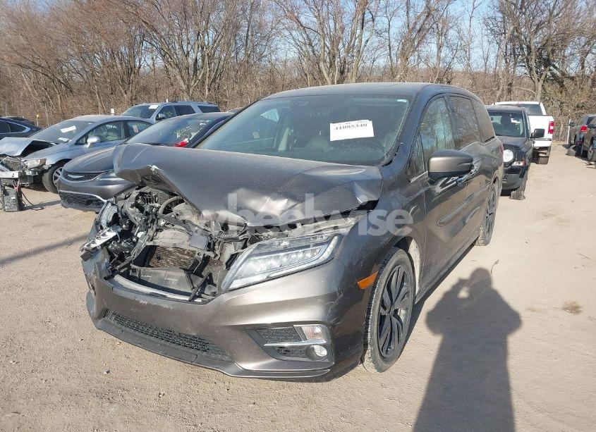 Photo 2 of 2019 Honda Odyssey ELITE (VIN 5FNRL6H90KB039356)