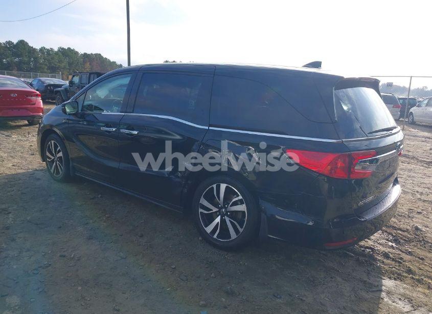 Photo 3 of 2019 Honda Odyssey ELITE (VIN 5FNRL6H91KB043819)