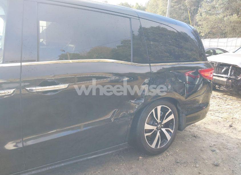 Photo 6 of 2019 Honda Odyssey ELITE (VIN 5FNRL6H91KB043819)