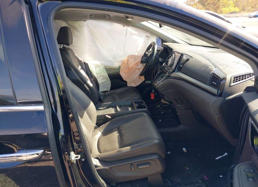 Photo 5 of 2019 Honda Odyssey ELITE (VIN 5FNRL6H91KB057509)