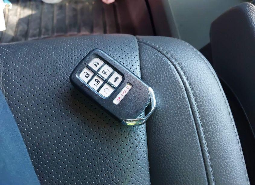 Photo 11 of 2019 Honda Odyssey ELITE (VIN 5FNRL6H91KB104022)