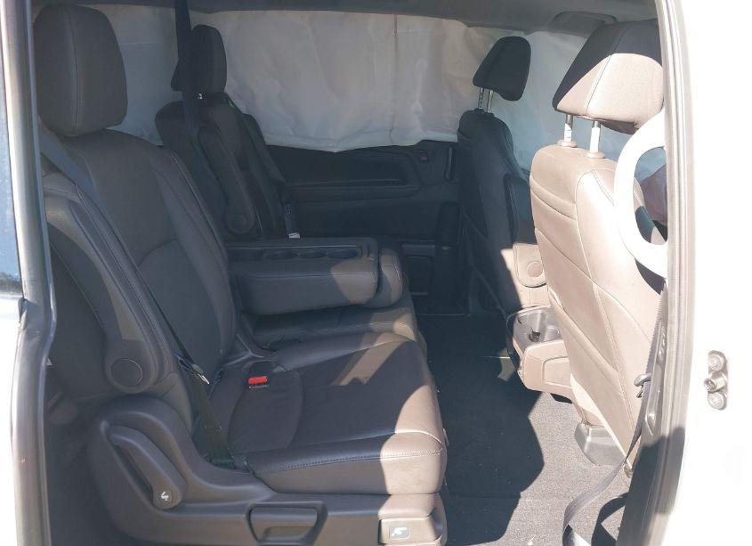 Photo 8 of 2019 Honda Odyssey ELITE (VIN 5FNRL6H91KB104022)