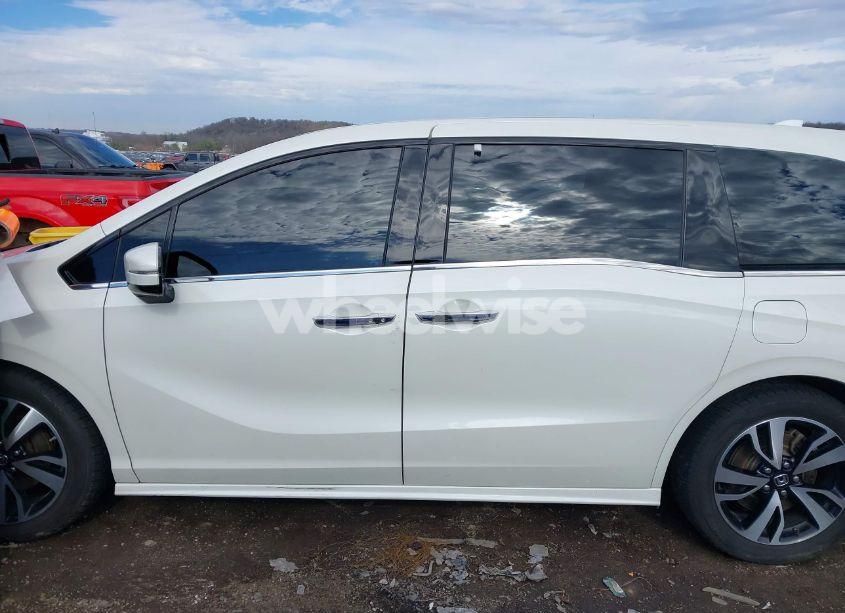 Photo 14 of 2019 Honda Odyssey ELITE (VIN 5FNRL6H92KB033848)