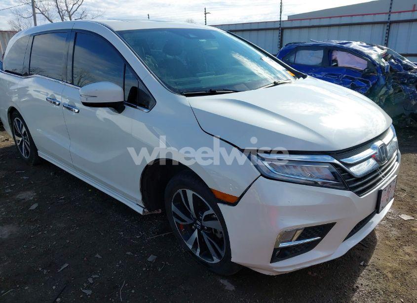 Photo 6 of 2019 Honda Odyssey ELITE (VIN 5FNRL6H92KB033848)
