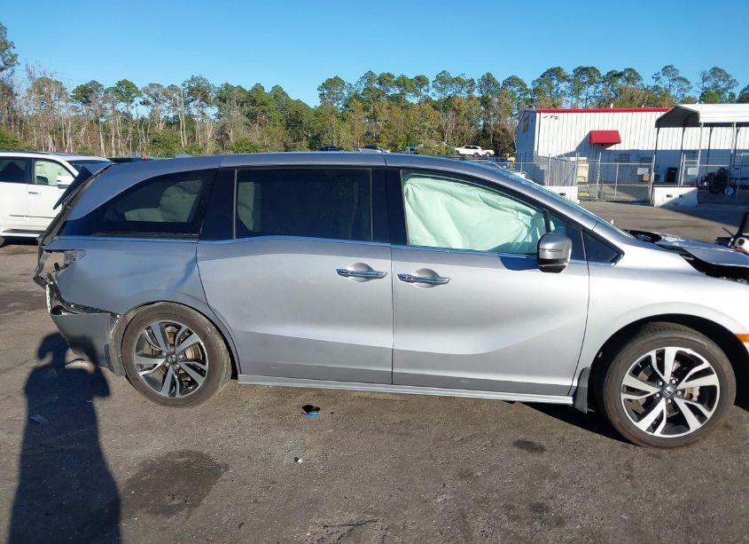 Photo 13 of 2020 Honda Odyssey ELITE (VIN 5FNRL6H92LB016047)