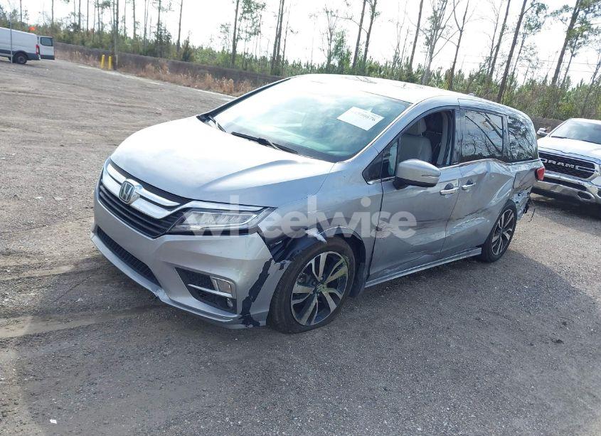 Photo 2 of 2020 Honda Odyssey ELITE (VIN 5FNRL6H92LB016209)