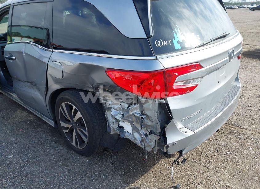 Photo 6 of 2020 Honda Odyssey ELITE (VIN 5FNRL6H92LB016209)