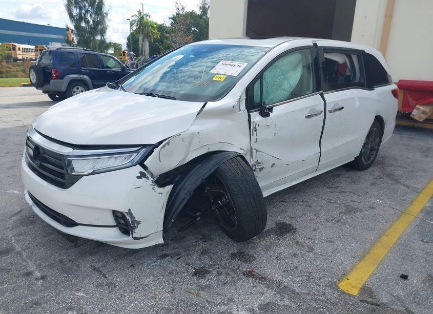 Photo 2 of 2023 Honda Odyssey ELITE (VIN 5FNRL6H92PB063021)