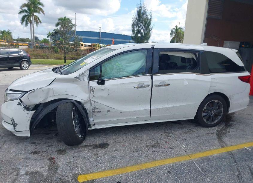 Photo 6 of 2023 Honda Odyssey ELITE (VIN 5FNRL6H92PB063021)