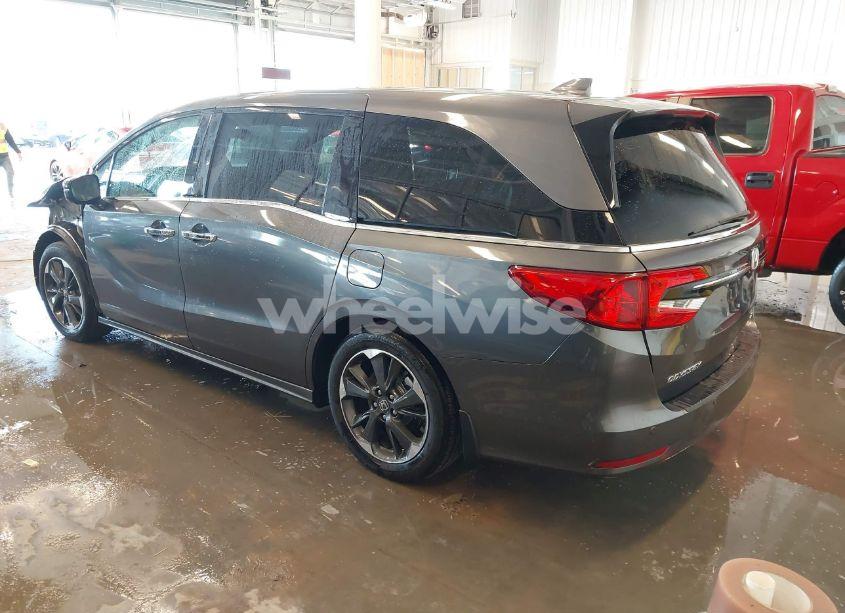 Photo 3 of 2024 Honda Odyssey ELITE (VIN 5FNRL6H92RB037361)