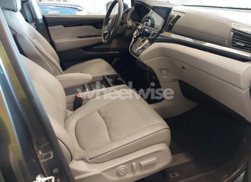 Photo 5 of 2024 Honda Odyssey ELITE (VIN 5FNRL6H92RB037361)