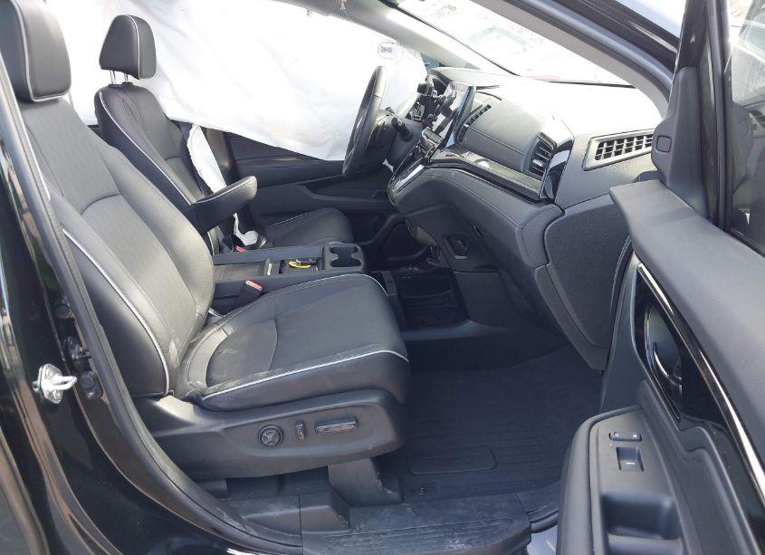 Photo 5 of 2024 Honda Odyssey ELITE (VIN 5FNRL6H92RB059053)