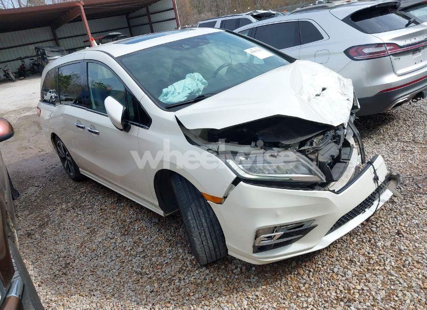2019 Honda Odyssey ELITE (VIN 5FNRL6H93KB021160) main photo